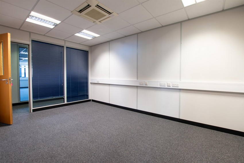 Images for Newbridge Close, Newbridge Trading Estate, Brislington