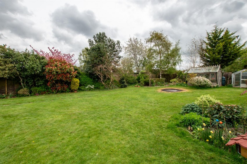 Images for 2 Collingwood Close, Saltford, Bristol