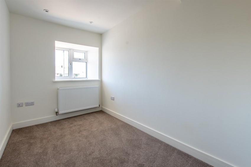 Images for 5 North Street, Oldland Common, Bristol