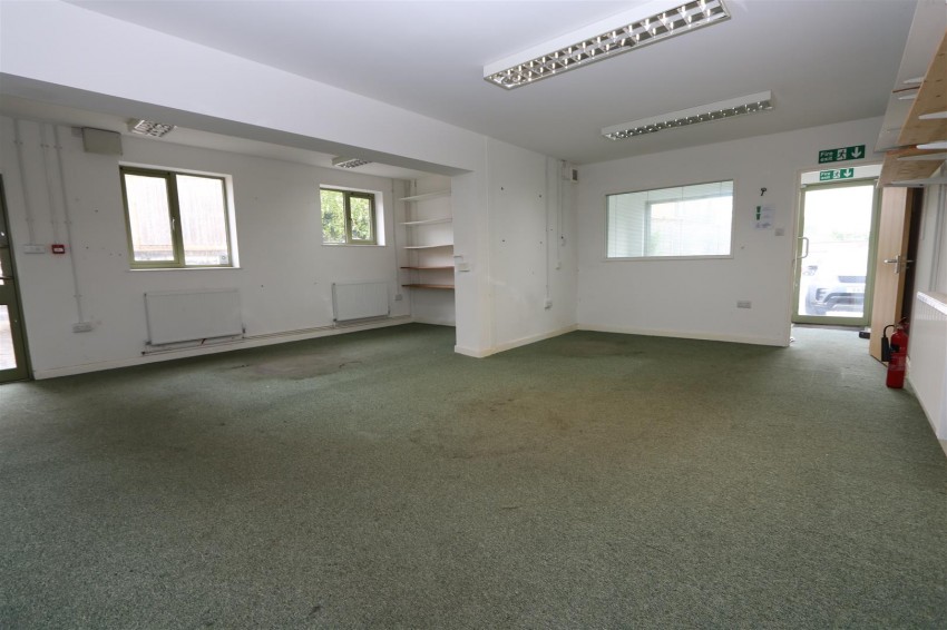 Images for Red Lion Yard, Odd Down, Bath