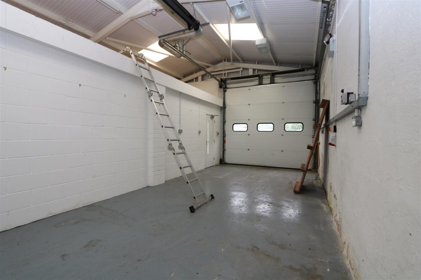 Images for Red Lion Yard, Odd Down, Bath