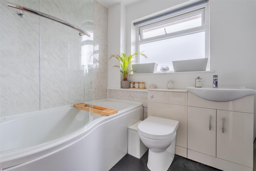 Images for Quantock Close, Warmley, Bristol