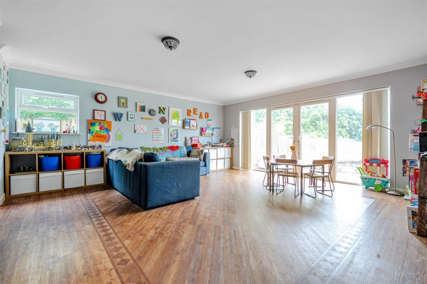 Images for Castle Road, Oldland Common, Bristol