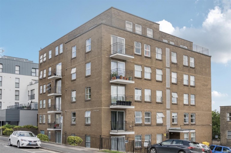 Temple Street, Keynsham, Bristol