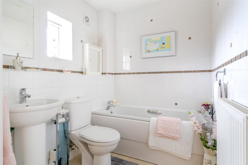 Images for Stratton Place, Longwell Green, Bristol