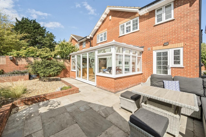 Images for Roy King Gardens, Warmley, Bristol