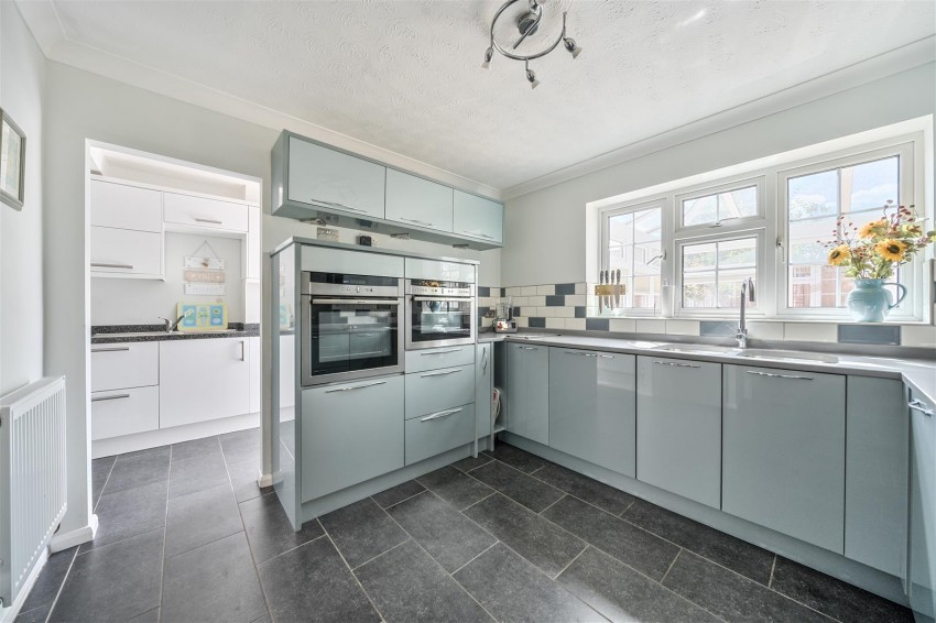 Images for Roy King Gardens, Warmley, Bristol