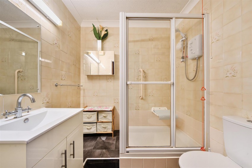 Images for Bath Road, Keynsham, Bristol