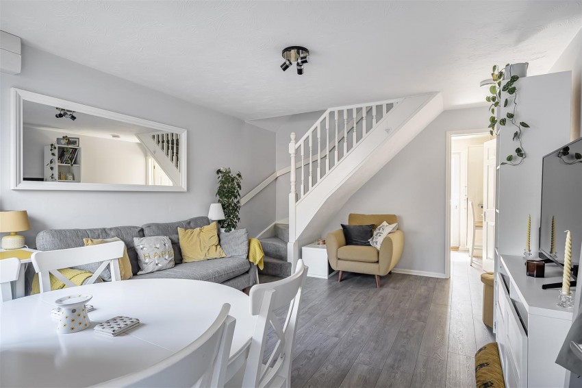 Images for Ashcombe Crescent, North Common, Bristol