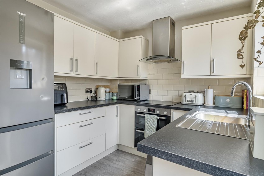 Images for Ashcombe Crescent, North Common, Bristol