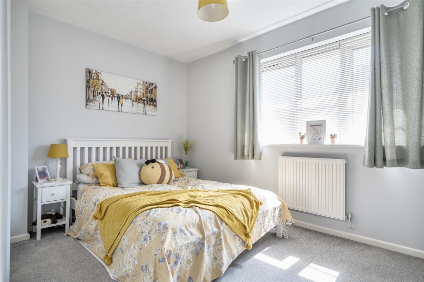 Images for Ashcombe Crescent, North Common, Bristol