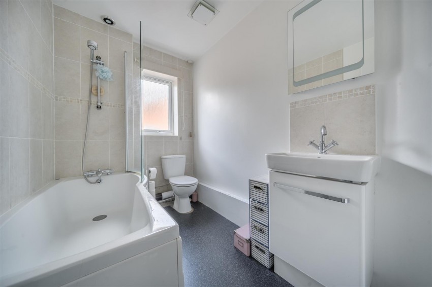 Images for Ashcombe Crescent, North Common, Bristol