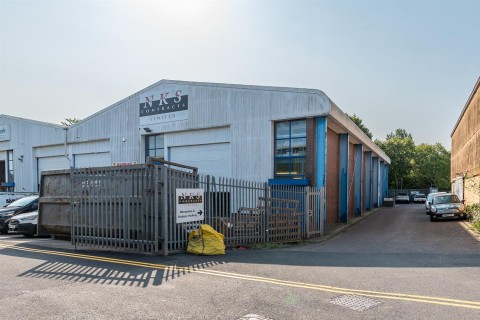 View Full Details for Kingsfield Lane, Longwell Green, Bristol