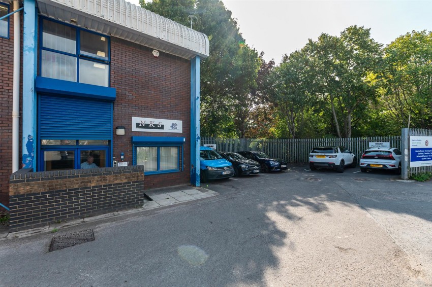 Images for Kingsfield Lane, Longwell Green, Bristol