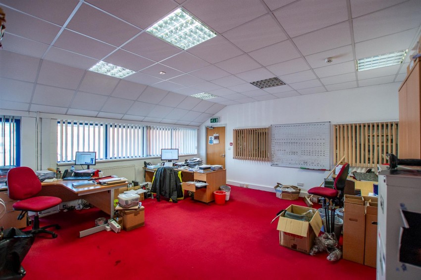 Images for Kingsfield Lane, Longwell Green, Bristol