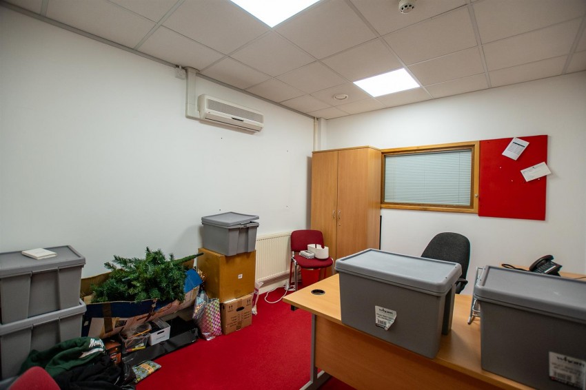 Images for Kingsfield Lane, Longwell Green, Bristol