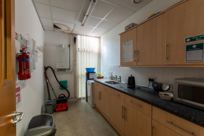 Images for Kingsfield Lane, Longwell Green, Bristol