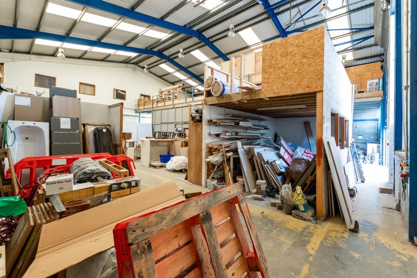 Images for Kingsfield Lane, Longwell Green, Bristol