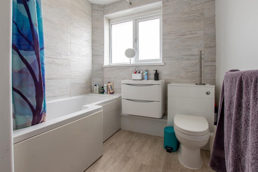 Images for Ferenberge Close, Farmborough, Bath