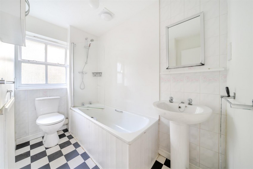 Images for Lacock Drive, Barrs Court, Bristol