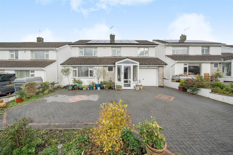 Maesbury Road, Keynsham, Bristol