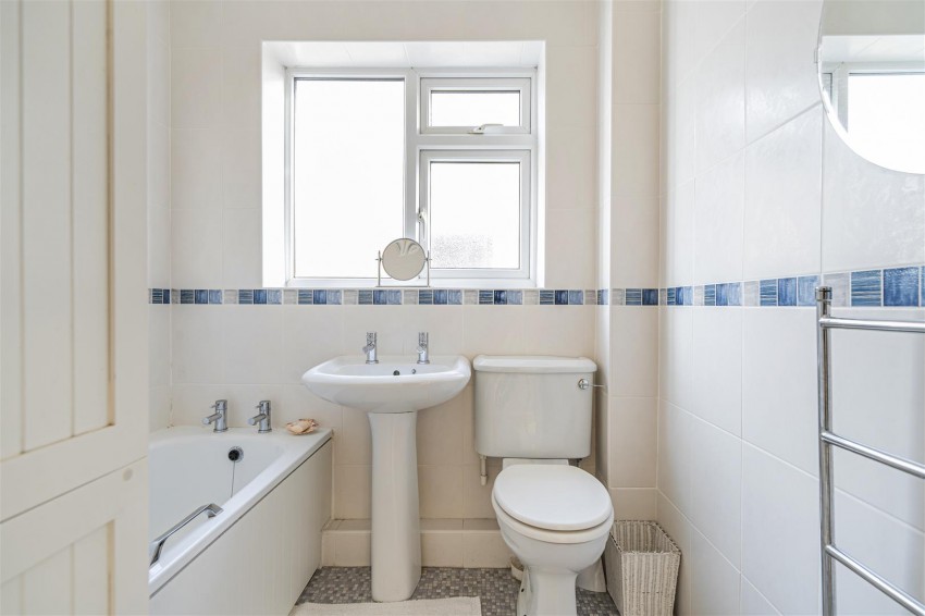 Images for Hurn Lane, Keynsham, Bristol