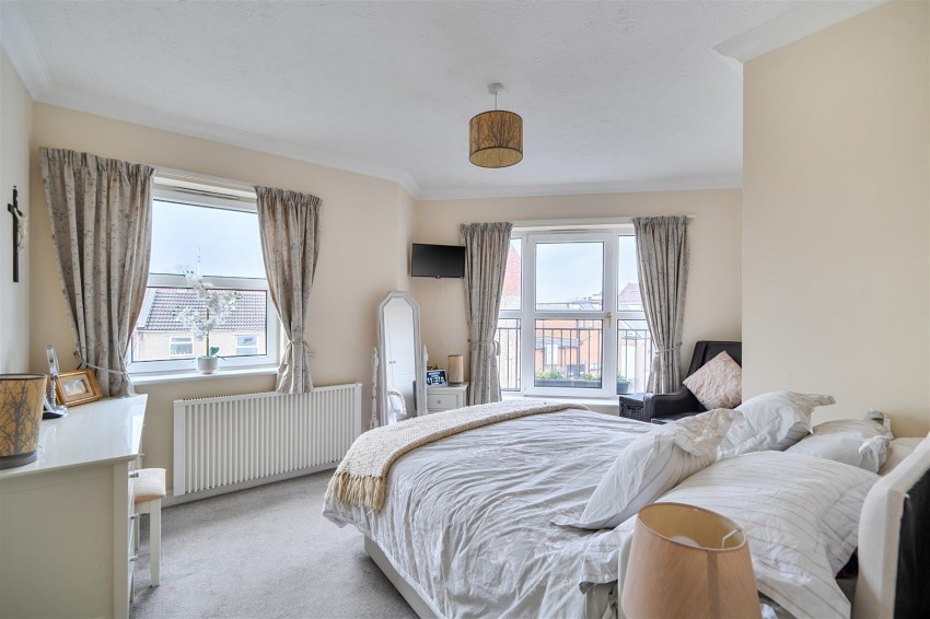 Images for The Regents, Back Lane, Keynsham, Bristol