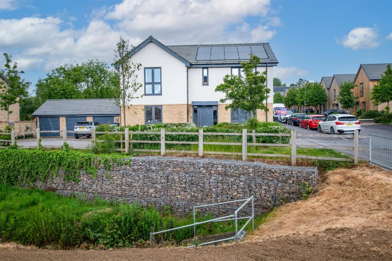 Fairfield Way, Keynsham, Bristol