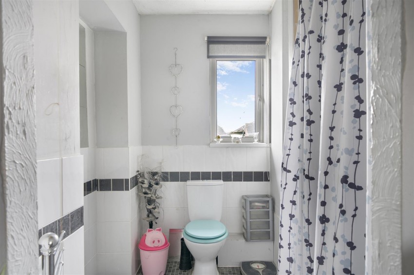 Images for Fallowfield, Warmley, Bristol