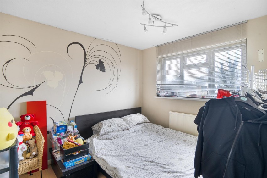 Images for Fallowfield, Warmley, Bristol