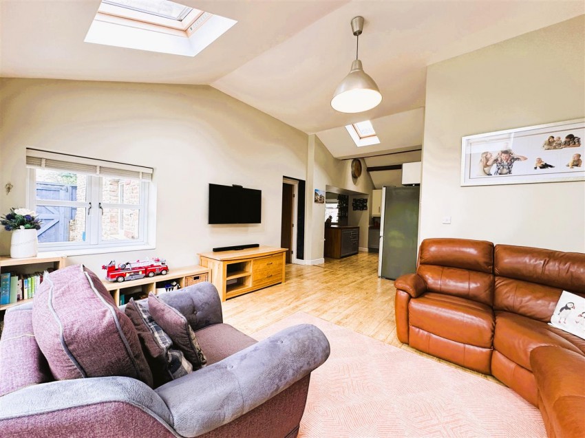 Images for North Street, Oldland Common, Bristol