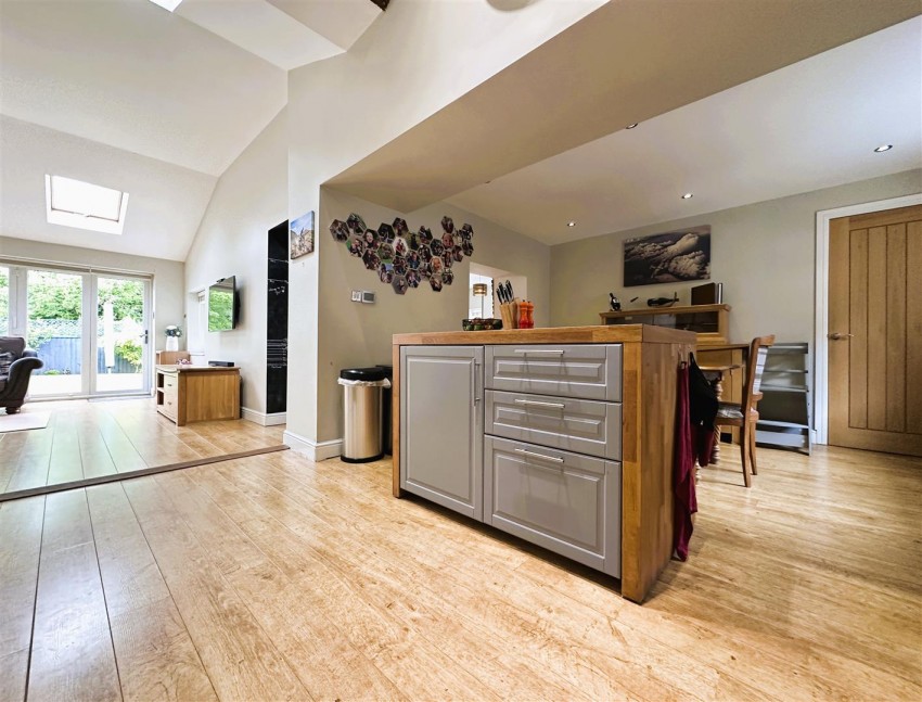 Images for North Street, Oldland Common, Bristol