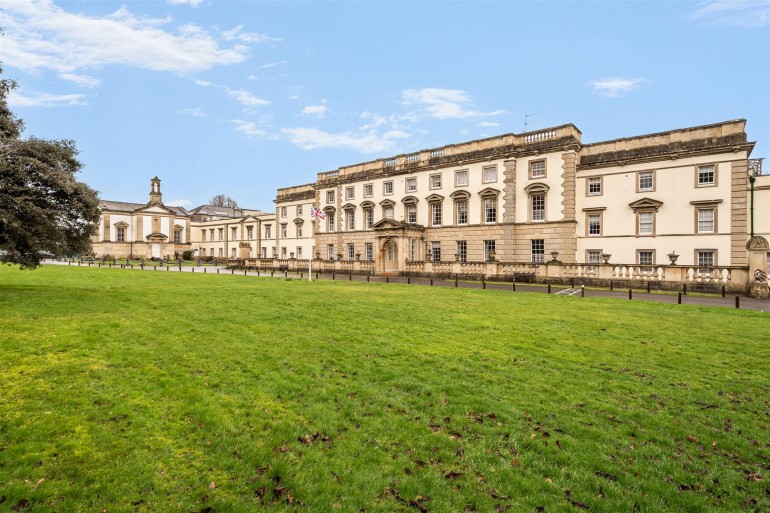 Long Fox Manor, Bath Road, Brislington, Bristol