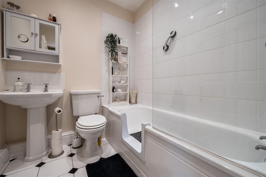 Images for Long Fox Manor, Bath Road, Brislington, Bristol