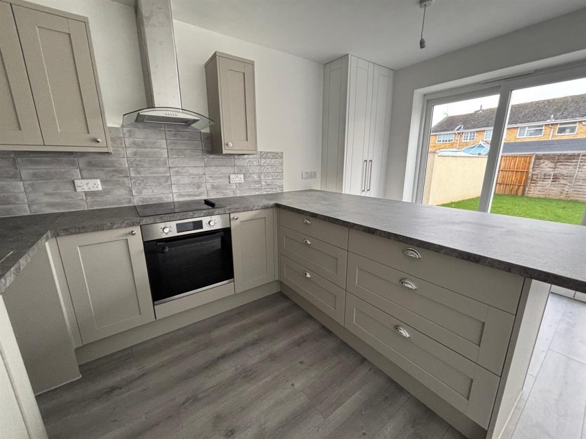 Images for Cloverlea Road, Oldland Common