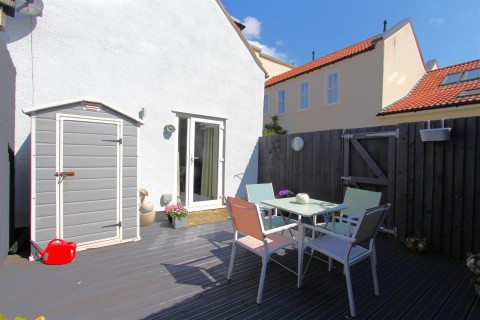 View Full Details for 42b Bath Road, Keynsham, Bristol