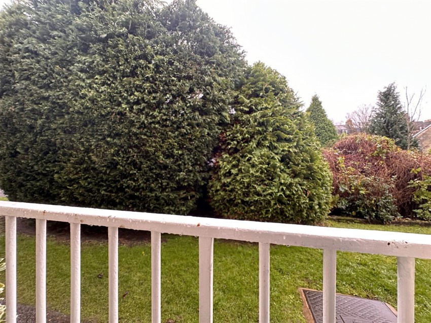 Images for 7 Kensington Court, London Road, Bath