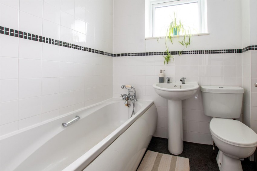 Images for Ashcombe Crescent, Bristol