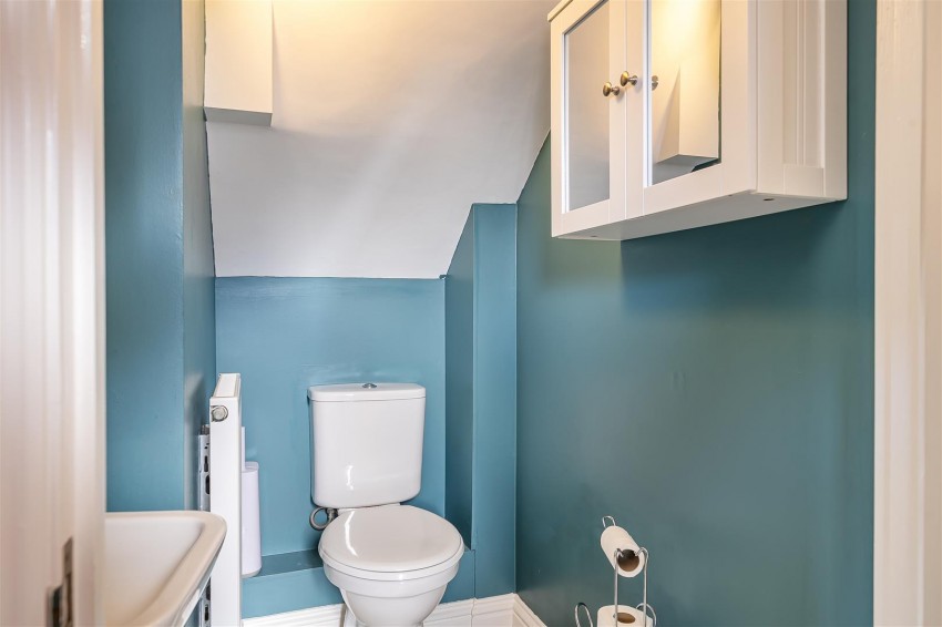 Images for 2 Wellington Road, Kingswood