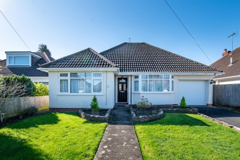 View Full Details for Roundmoor Close, Saltford, Bristol