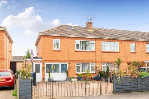 View Full Details for Mendip Close, Keynsham, Bristol