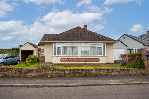 View Full Details for St. Annes Drive, Oldland Common, Bristol