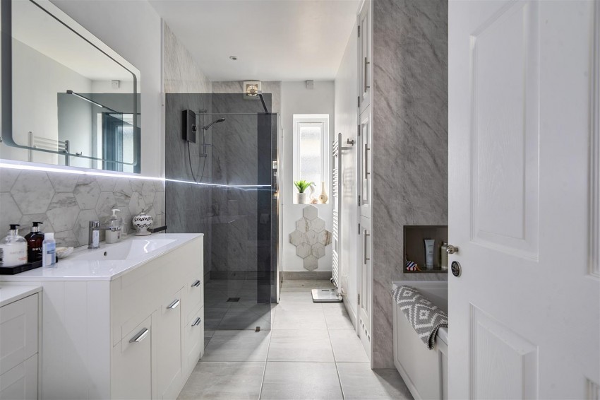 Images for Court Farm Road, Longwell Green, Bristol