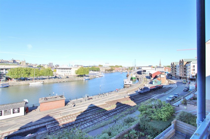 Images for 6 Perretts Court, Cumberland Road, Bristol