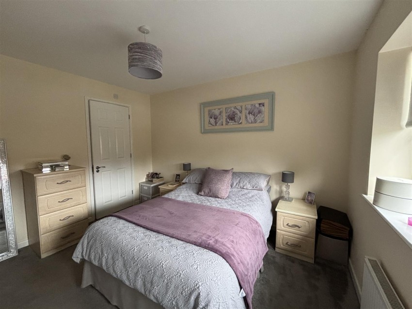 Images for 15 Herbert Gardens, Farmborough, Bath
