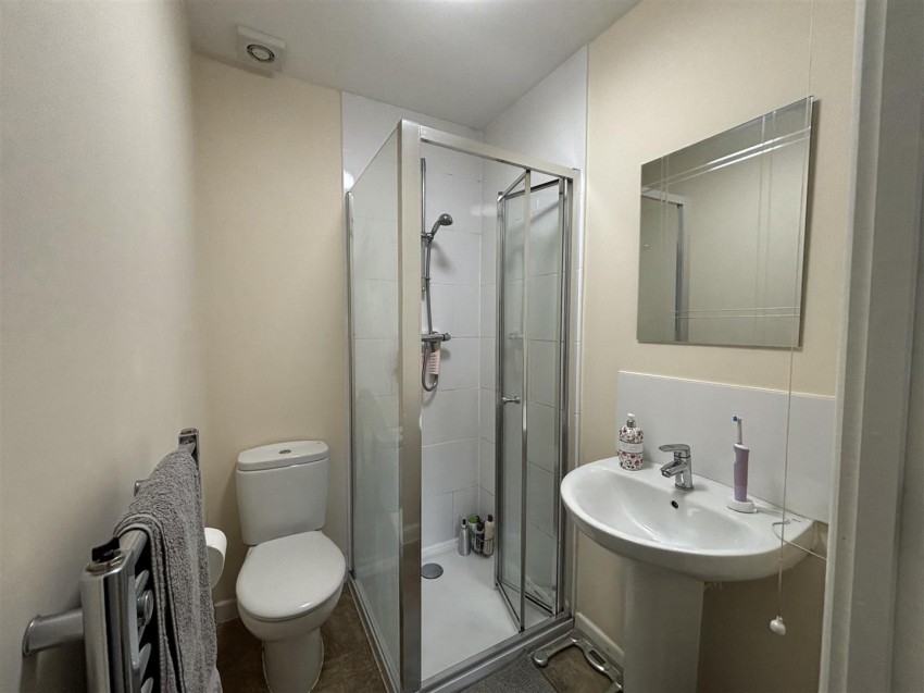 Images for 15 Herbert Gardens, Farmborough, Bath