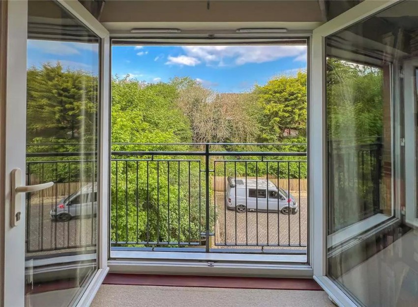 Images for 57 Hollybrook Park, Bristol