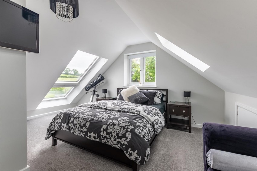 Images for Redfield Hill, Oldland Common, Bristol