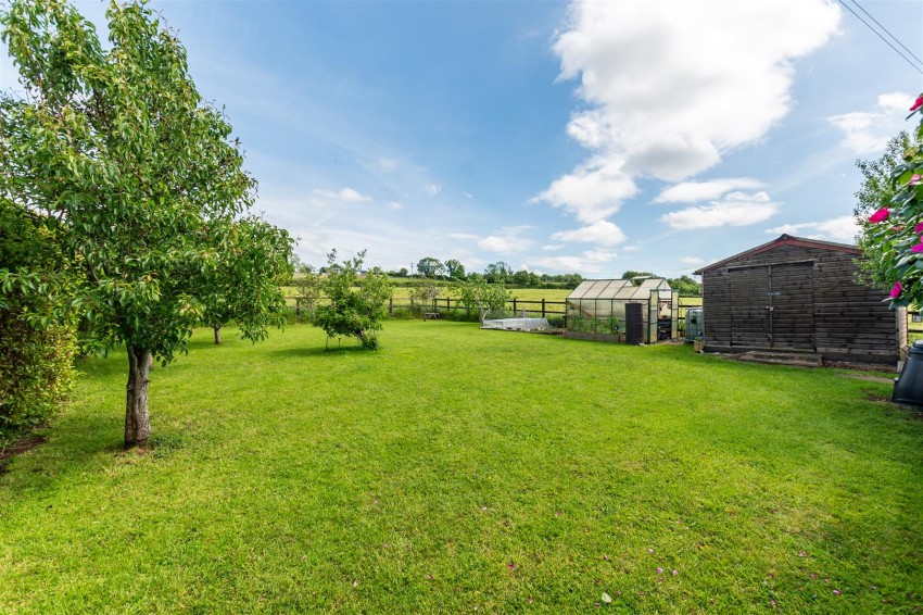 Images for Redfield Hill, Oldland Common, Bristol