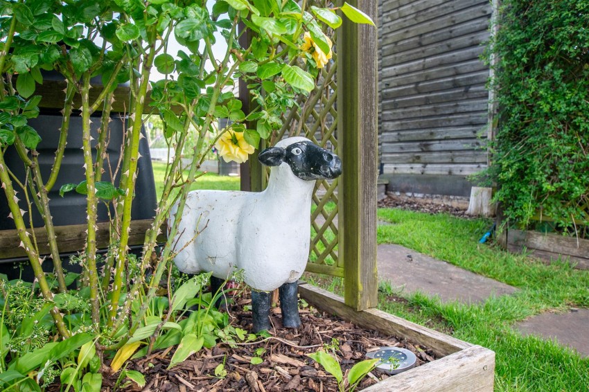 Images for Redfield Hill, Oldland Common, Bristol